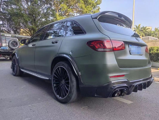 Do Mercedes-Benz GLC63 Zestaw nadwozia z włókna węglowego GLC63 Zmodernizowany Bs Style Zestaw nadwozia z włókna węglowego przednia usta dyfuzor spoiler