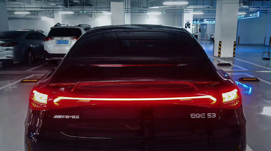 Dla Mercedes-Benz EQE Spoiler z włókna węglowego EQE ulepsza tylne skrzydło spoilera z włókna węglowego w stylu BS