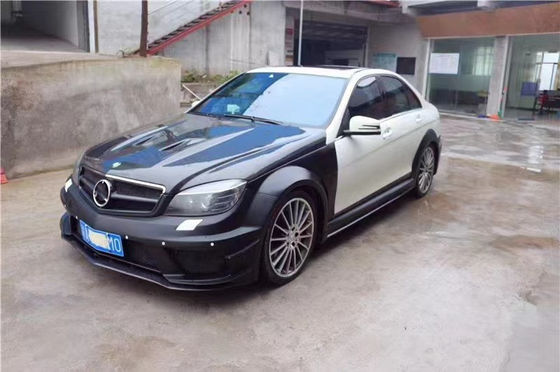 Do Mercedes W204 C63 Body Kit W204 Modernizowany Czarny Zestaw Styl Front and Rear Bumper Hood Widebody Kit